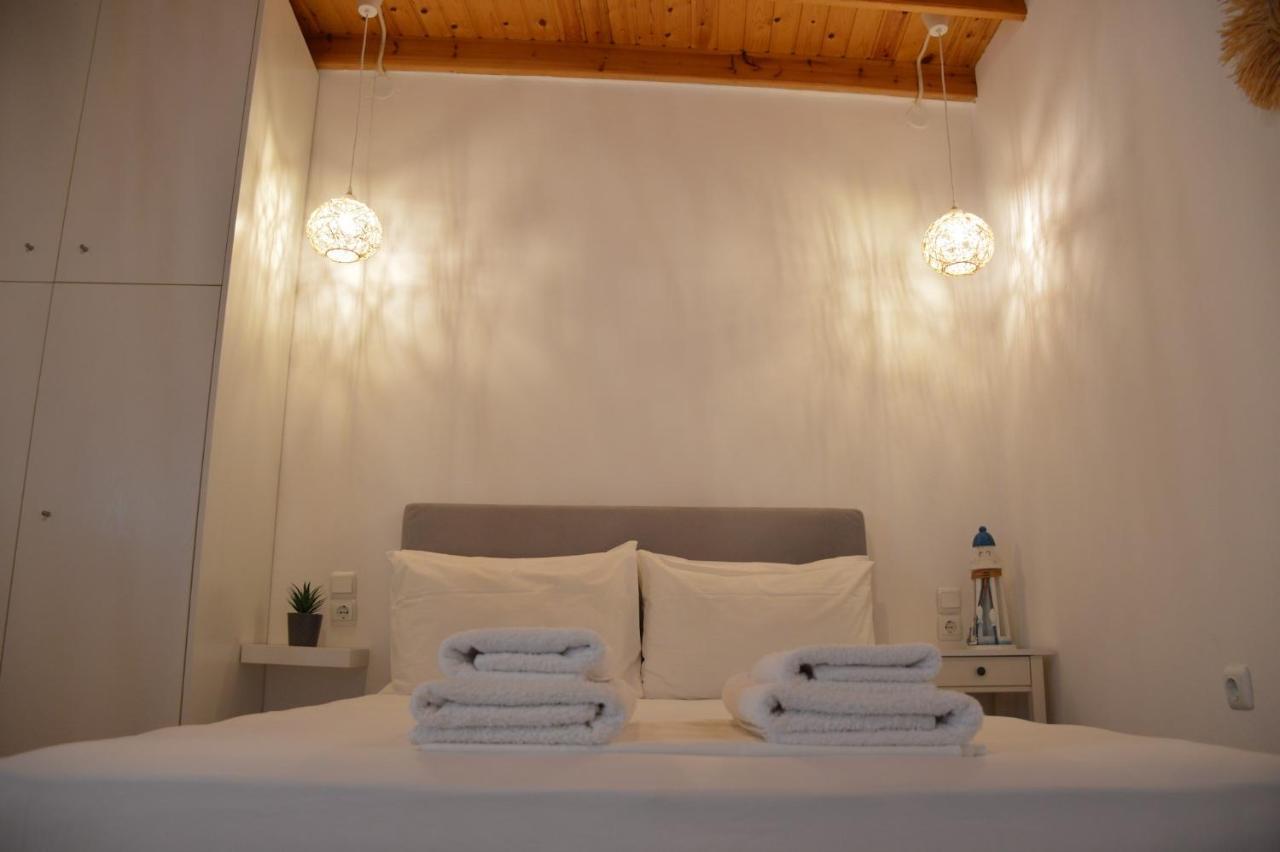 Cute Studio In Milos Trypiti Bagian luar foto