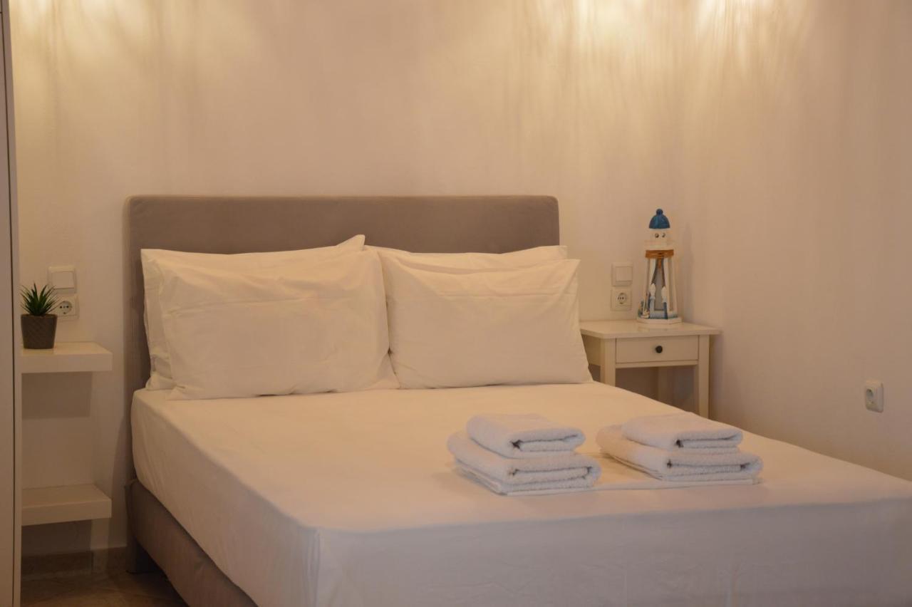 Cute Studio In Milos Trypiti Bagian luar foto
