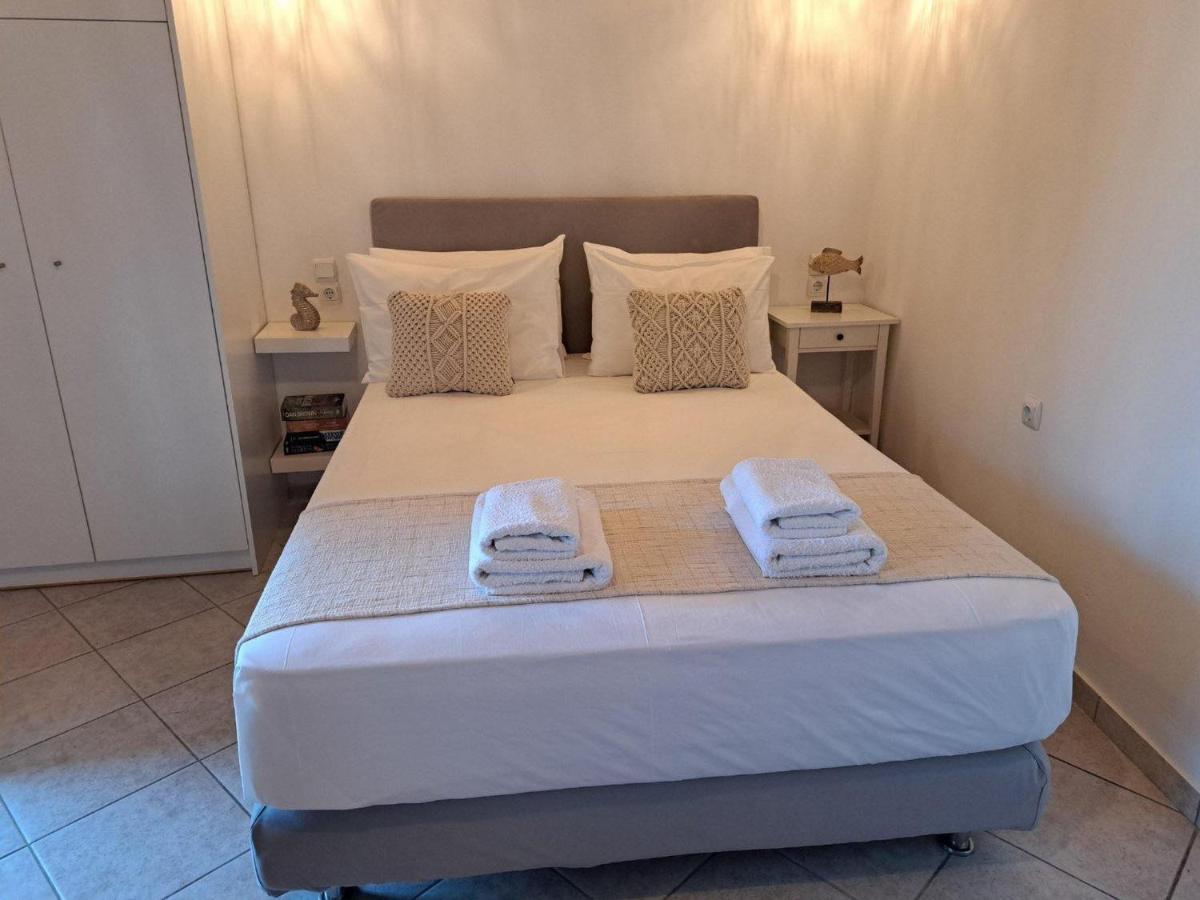 Cute Studio In Milos Trypiti Bagian luar foto