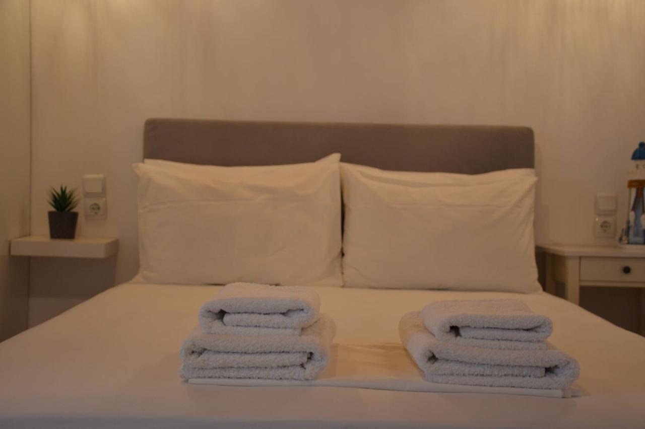 Cute Studio In Milos Trypiti Bagian luar foto